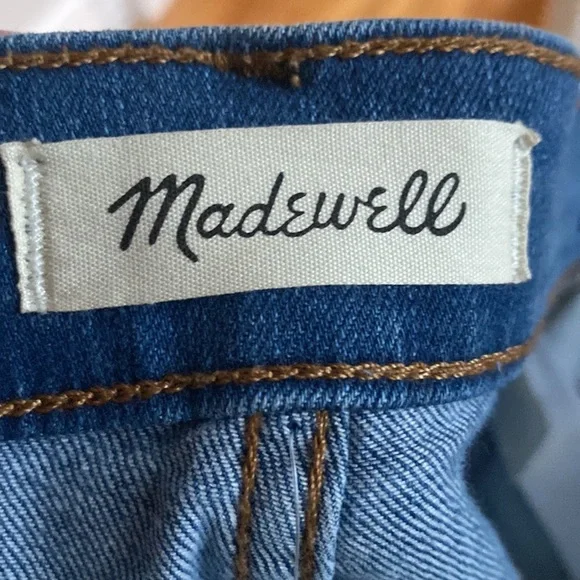Madewell Perfect Vintage Crop Jean in Cartigan Wash Mid Wash Color Distressed 28